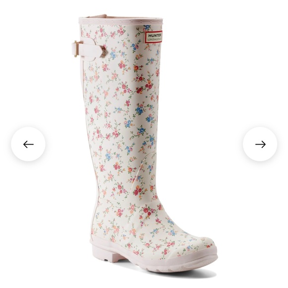 LoveShackFancy x Hunter Floral Rain Boots - Picture 7 of 11